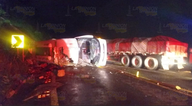 Tres muertos en trágico choque, sobre la autopista México-Tuxpan