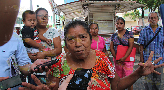 Denuncian abusos de líder de colonia Arroyo del Maíz en Poza Rica