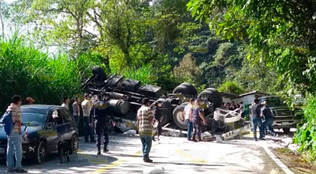Dos heridos en volcadura en la Mistantla-Xalapa Dos Heridos Volcadura Mistantla Xalapa
