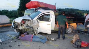 Encontronazo sobre la carretera Poza Rica-María de la Torre Encontronazo Sobre Carretera Poza Rica María de la Torre