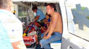 Familia en motocicleta es embestida sobre la Tihuatlán-Álamo Familia Motocicleta Embestida Sobre Tihuatlán Álamo