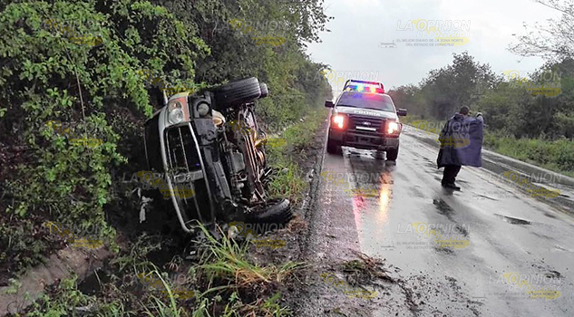 Maestros se accidenten camino a Ozuluama Maestros Accidenten Camino Ozuluama