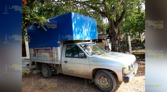 Roban una camioneta en zona centro de Naranjos