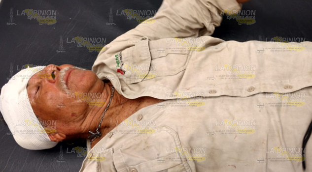 Hombre de la tercera edad sufre desvanecimiento en plena vía pública