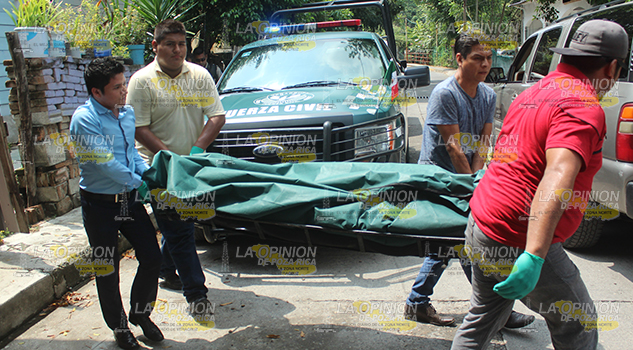 Albañil se quita la vida en el interior de su casa en Poza Rica