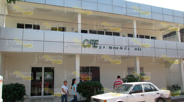 Altas tarifas y pésimo servicio de CFE en Álamo