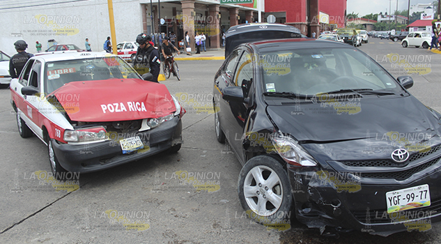 Bebe herido en colisión en Poza Rica