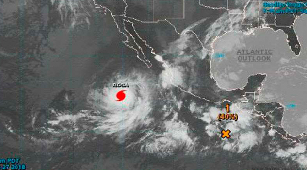 Huracán Rosa se convierte en categoría 2, avanza hacia Baja California Sur