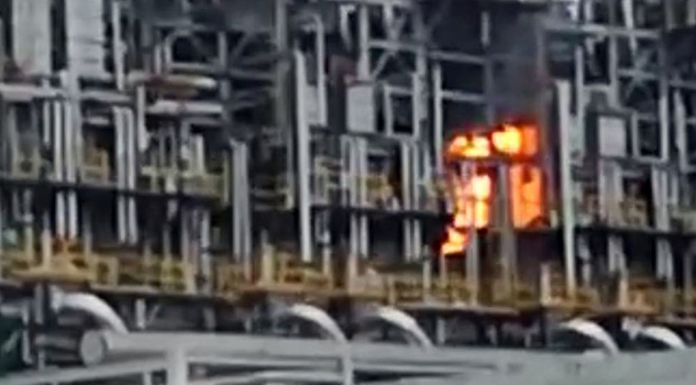 Sofocan incendio en Complejo Petroquímico Morelos en Coatza