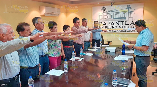 Conforman comité de Pueblos Mágicos, alcalde les tomó protesta