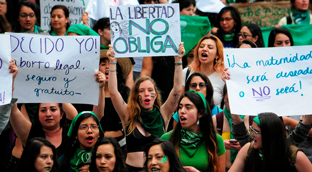 Antes de irse y entregar mayoría a Morena, diputados del PAN y PRI prohíben el aborto en Sinaloa
