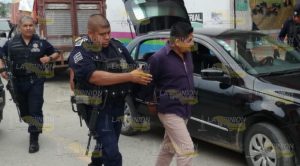 Viajaban en auto robado, fueron detenidos en Tuxpan