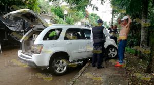 Aseguran a sujetos por actitud agresiva tras accidente Aseguran a sujetos por actitud agresiva tras accidente