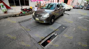 CFE indolente ante rejilla dañada en Papantla CFE indolente ante rejilla dañada en Papantla