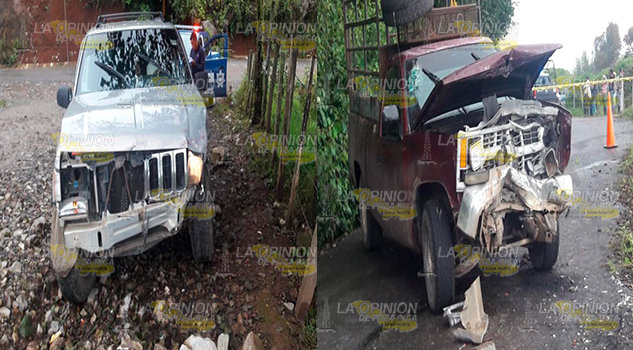Fallece bebé en choque, sobre la via estatal Tlanchinol-Hueyapa