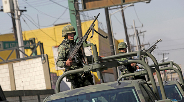 López Obrador plantea transformar el Ejército en una Guardia Civil y desata una polémica en México