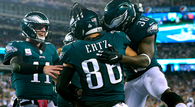 Carson Wentz lanza para 3 anotaciones en el triunfo de Eagles Carson Wentz lanza para 3 anotaciones en el triunfo de Eagles