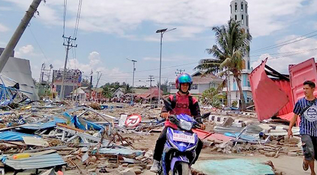 Indonesia: se eleva a 1,203 cifra de muertos por terremoto y tsunami