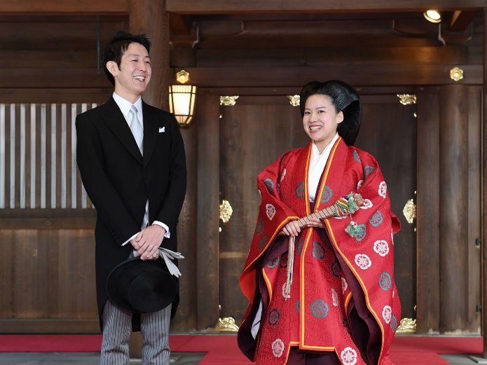 Princesa japonesa renuncia a su título real por amor