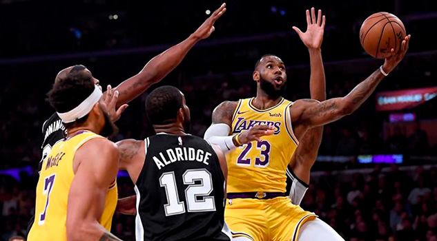LeBron falló dos tiros libres al final y Lakers siguen sin ganar LeBron falló dos tiros libres al final y Lakers siguen sin ganar