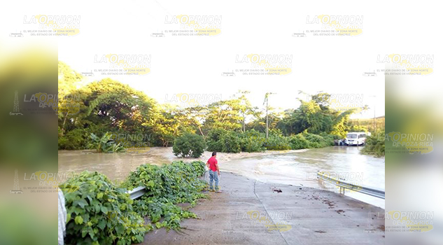 Incomunicados en Coatzintla por las lluvias