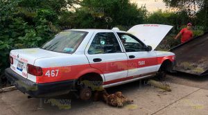 Roban y desvalijan taxi en Poza Rica