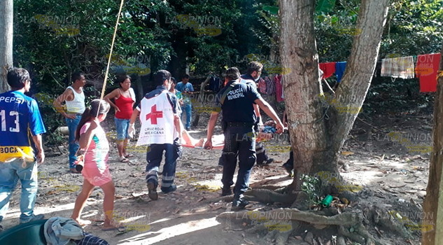 ¡SE ENVENENÓ! Lo hallan muerto en su parcela SE ENVENENÓ Lo hallan muerto en su parcela