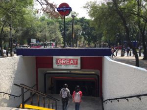 Viaja a Londres desde el Metro Auditorio