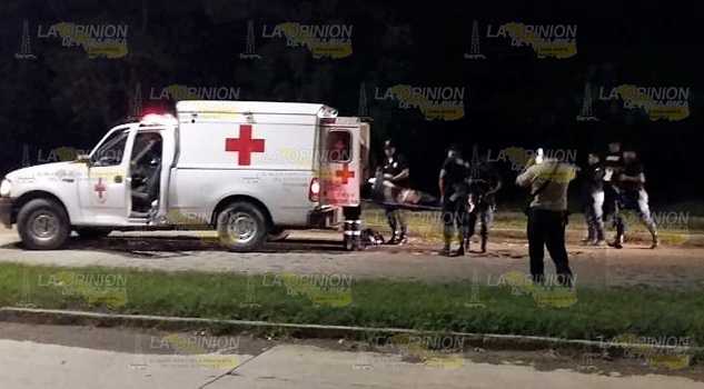 Lo acribillan con R15 en Naranjos; lo daban por muerto, pero quedó grave
