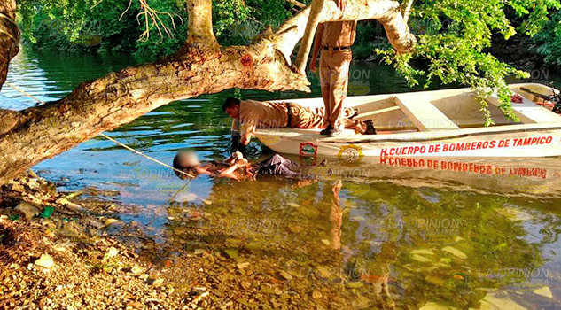 Flota cadáver en el Canal de la Cortadura