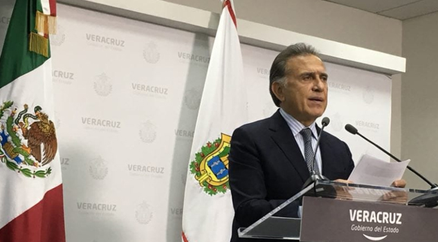 Vetará el Gobernador Yunes la “Ley Antimemes", propuesta por el Diputado José Kirsch Sánchez