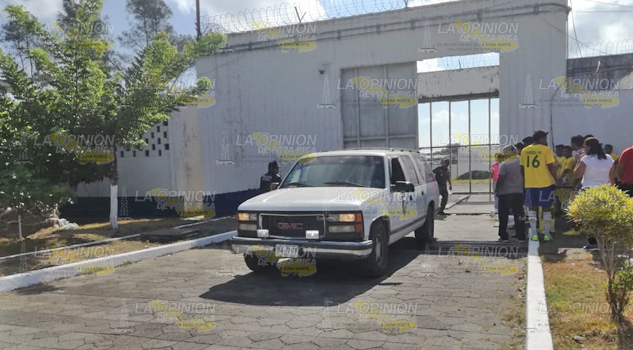 Infarto fulminante acaba con la vida de interno en penal de Tuxpan