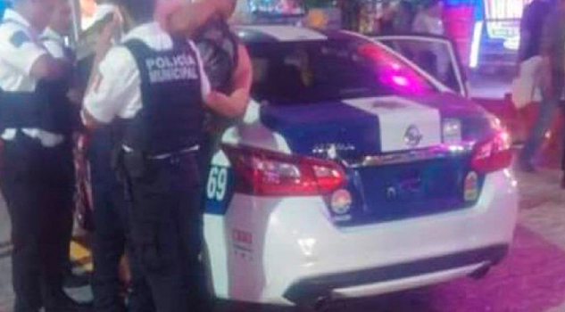 Detienen a 19 policías alcoholizados por escandalizar vía pública en Cancún