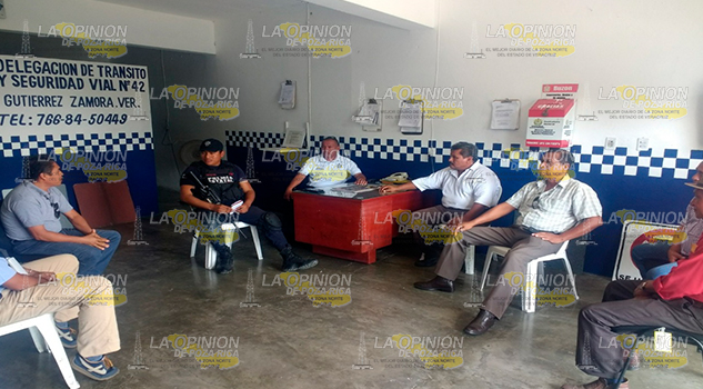 No hay presión hacia los taxistas de Gutiérrez Zamora