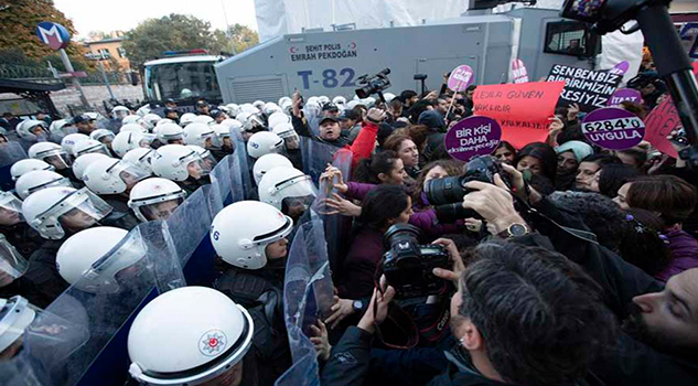 'Ni una menos', claman miles de mujeres en todo el mundo