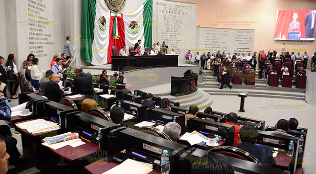 Auditarán a ex diputados de la anterior legislatura Auditarán a ex diputados (Xalapa)