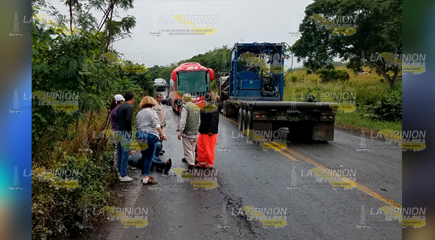 Casi los mata un tráiler en la vía federal Tuxpan-Tampico, cinco lesionados
