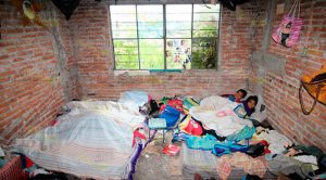 Familia clama ayuda para enfrentar el frío Familia clama ayuda para enfrentar el frío