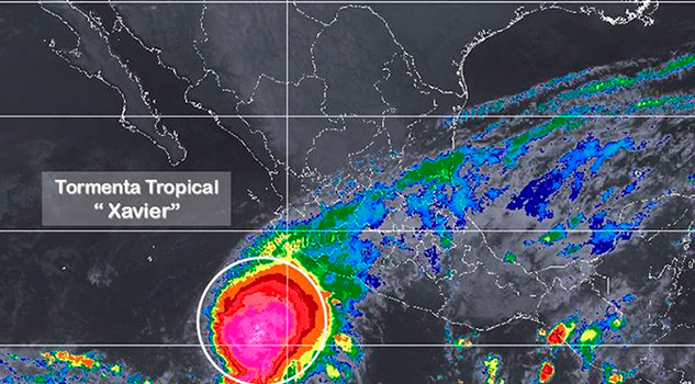 Tormenta tropical Xavier se fortalece en costas de Colima y Jalisco