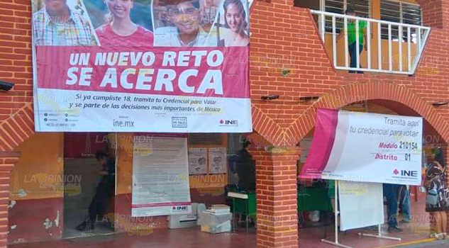 Se quedarán sin su credencial del INE, hay que renovar la de los dígitos 18