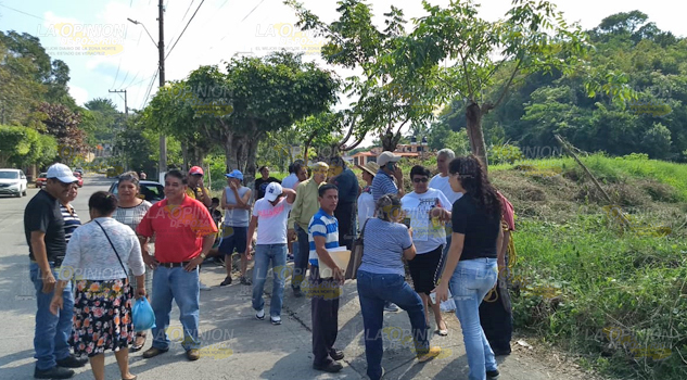 Colonos impiden invasión en el fraccionamiento Xanath 1
