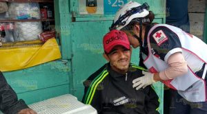 Chocan taxis en la Petromex