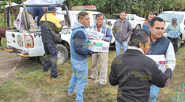 Apoyos invernales sin intermediarios, ayuntamiento entrega los apoyos de manera directa a las familias
