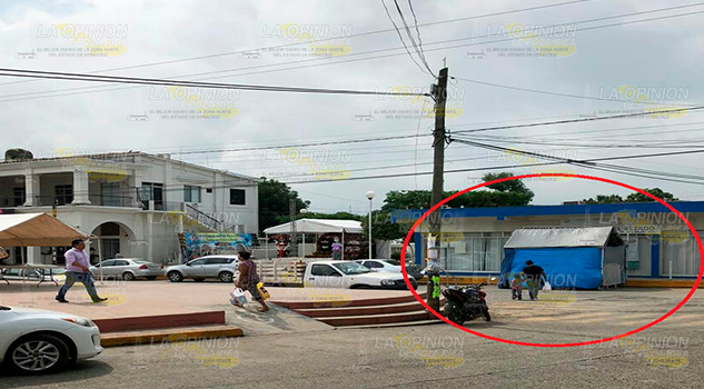 Envicia alcalde el Xantolo en Naranjos, negocio exclusivo para su hermano