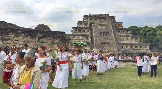Realizan ceremonia de agradecimiento de la cultura Totonaca