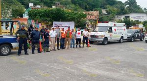 Dan banderazo a operativo Guadalupe-Reyes en Gutiérrez Zamora Dan banderazo a operativo Guadalupe-Reyes en Gutiérrez Zamora