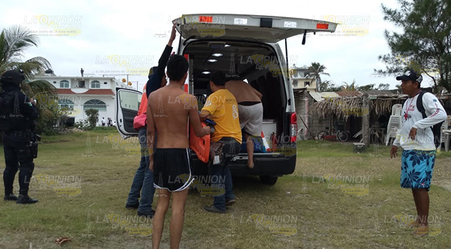 Dos menores estuvieron a punto de ahogarse en Tecolutla Dos menores estuvieron a punto de ahogarse en Tecolutla