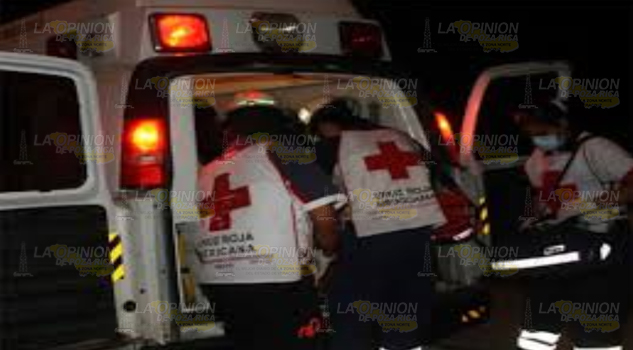 Atacan a balazos a supervisor escolar en Huauchinango