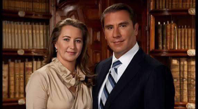 Fallece en accidente aéreo la Gobernadora de Puebla y su esposo Fallece en accidente aéreo la Gobernadora de Puebla y su esposo