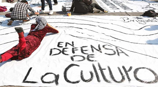 Continúan protestas por recortes en el sector cultural